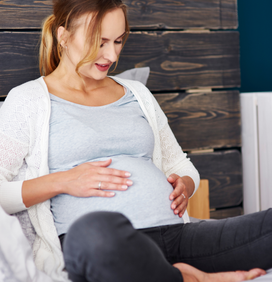 17 semaines de grossesse (19 SA) : développement, symptômes et conseils