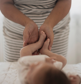 Dans quel sens mettre une couche ? On vous explique tout simplement