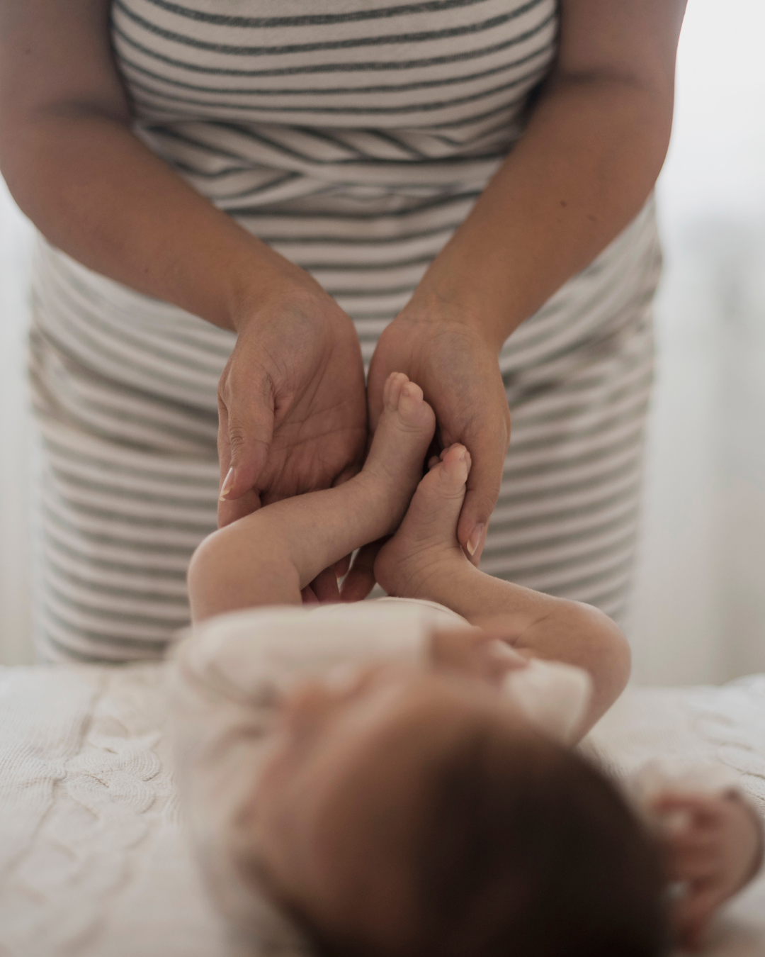 Dans quel sens mettre une couche ? On vous explique tout simplement