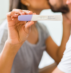 1 mois de grossesse : symptômes, développement et conseils essentiels